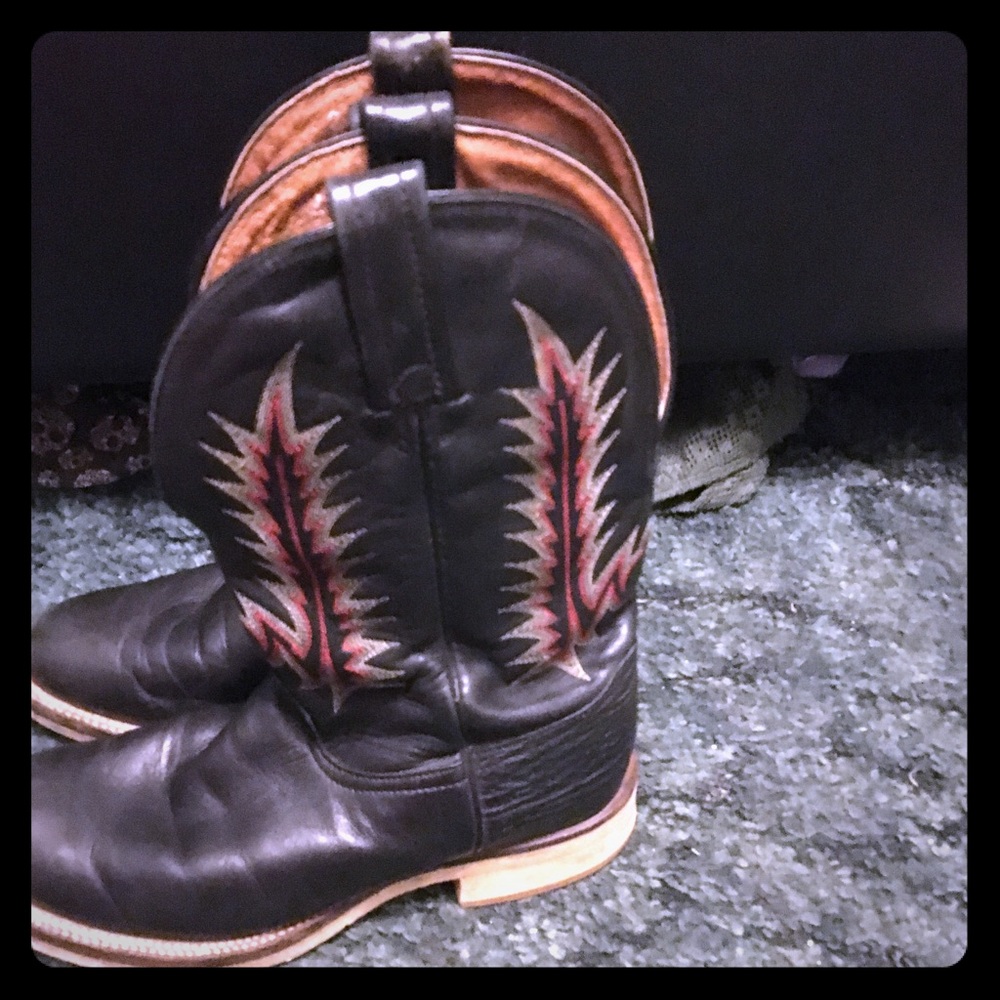 Tony lama size 8